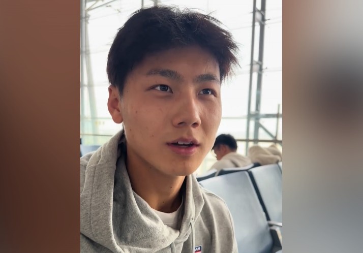 為何半場過后不久被換下？毛偉杰：兩條腿特別緊，李導(dǎo)怕我受傷